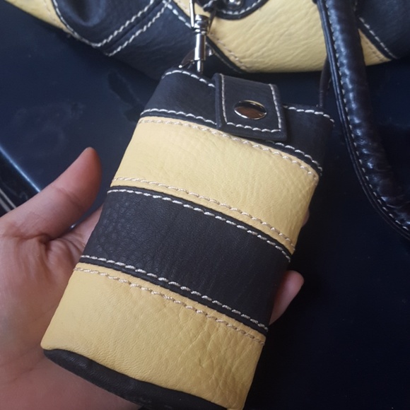 Bee purse leather hand bag - Picture 2 of 8